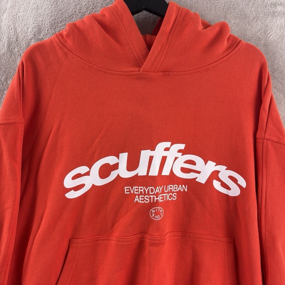 Scuffers Iconic Hoodie Mens Size Medium Red Graphic Pullover Boxy Fit - Picture 3 of 6